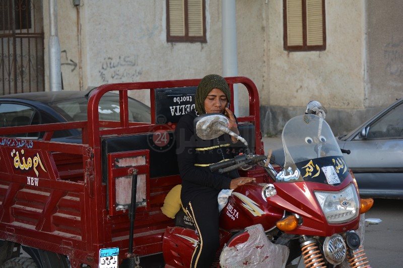 السيدة أم منة 