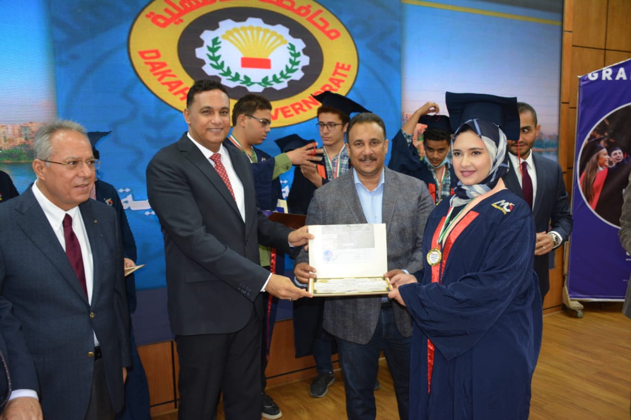 تكريم 104 طلاب في حفل المتفوقين والعباقرة بالدقهلية