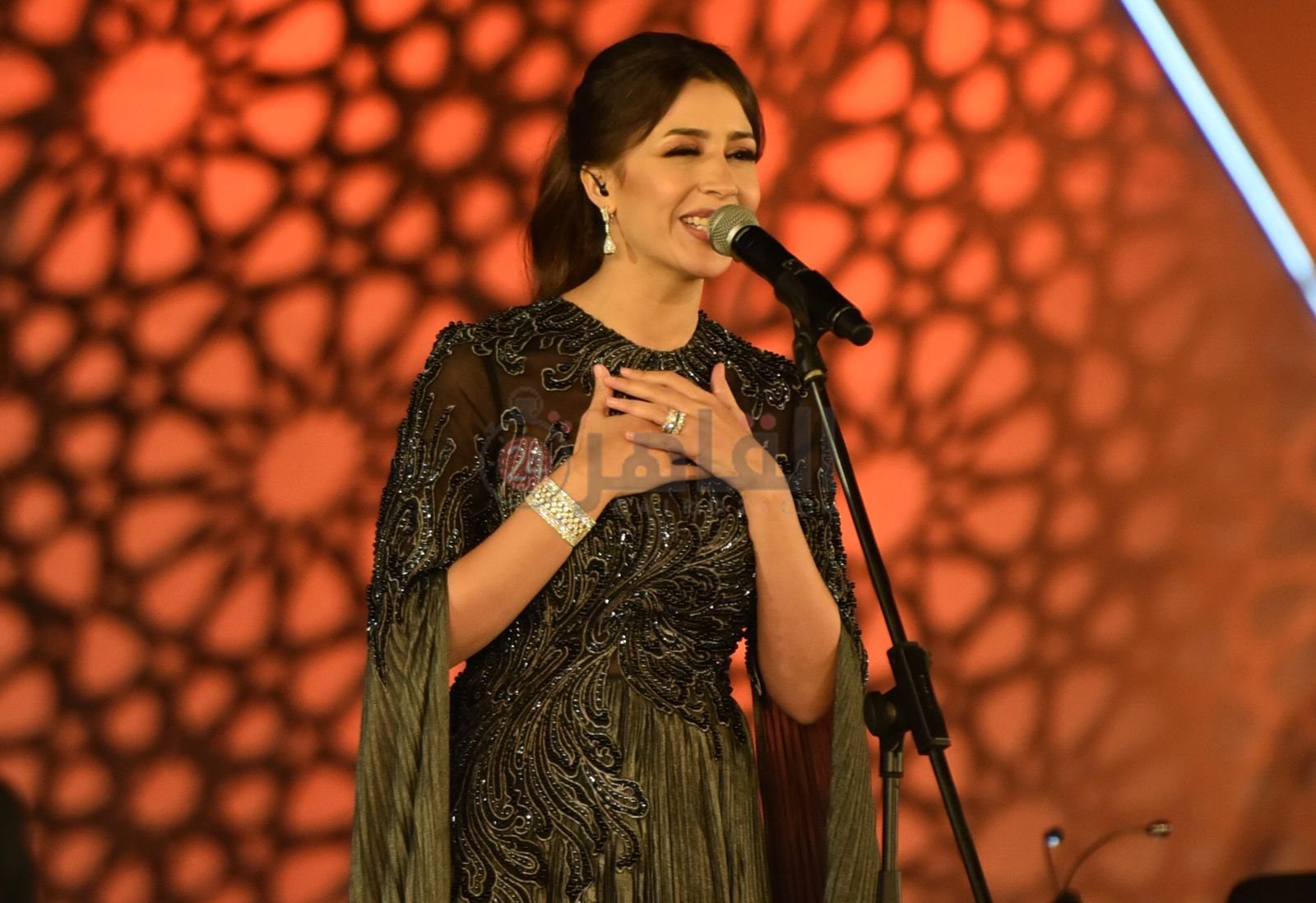 D1B591F3-0966-4F18-8C8E-237D6AF07087