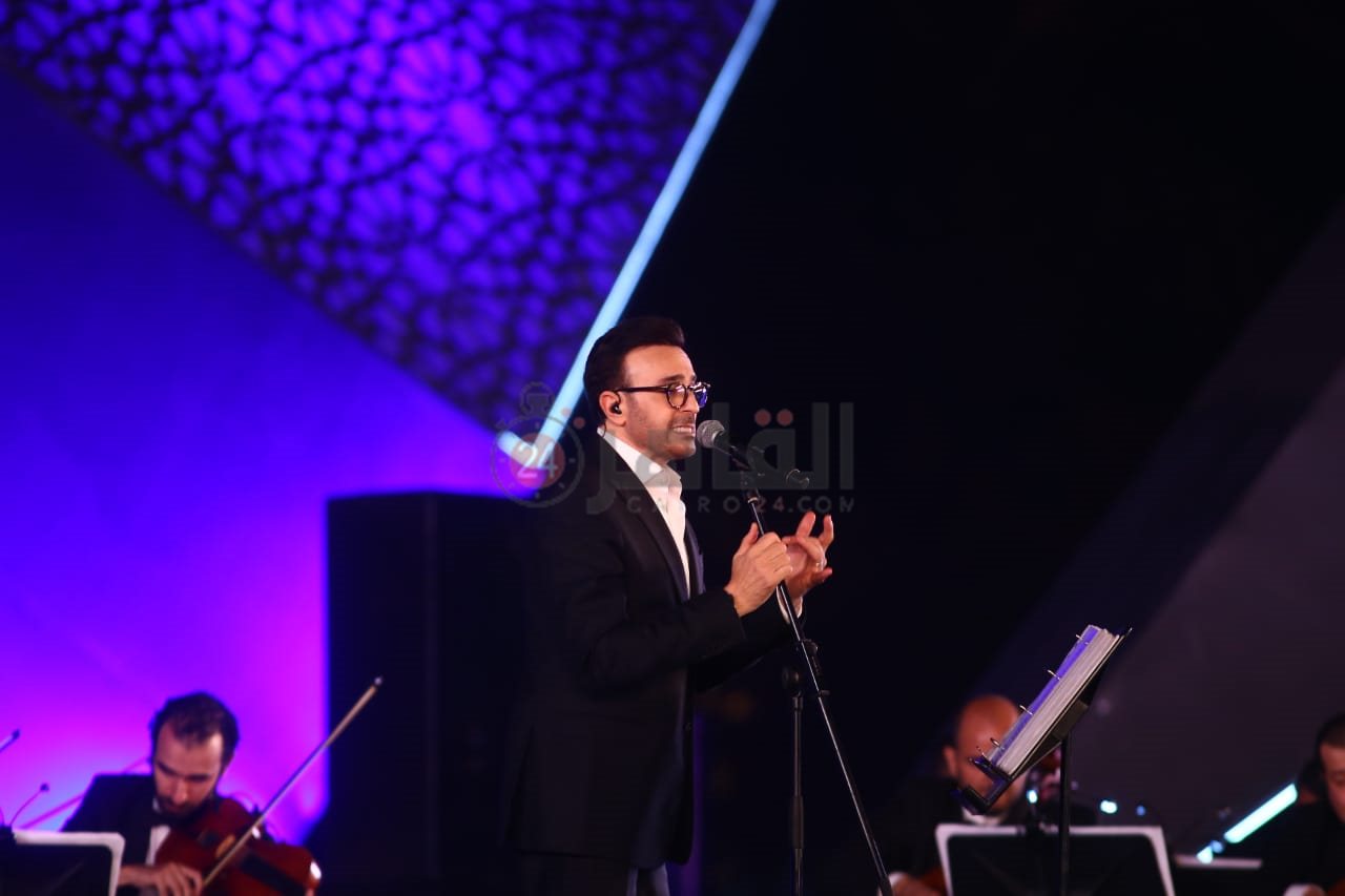 95D216B0-9D5C-497A-8698-470AC7219156