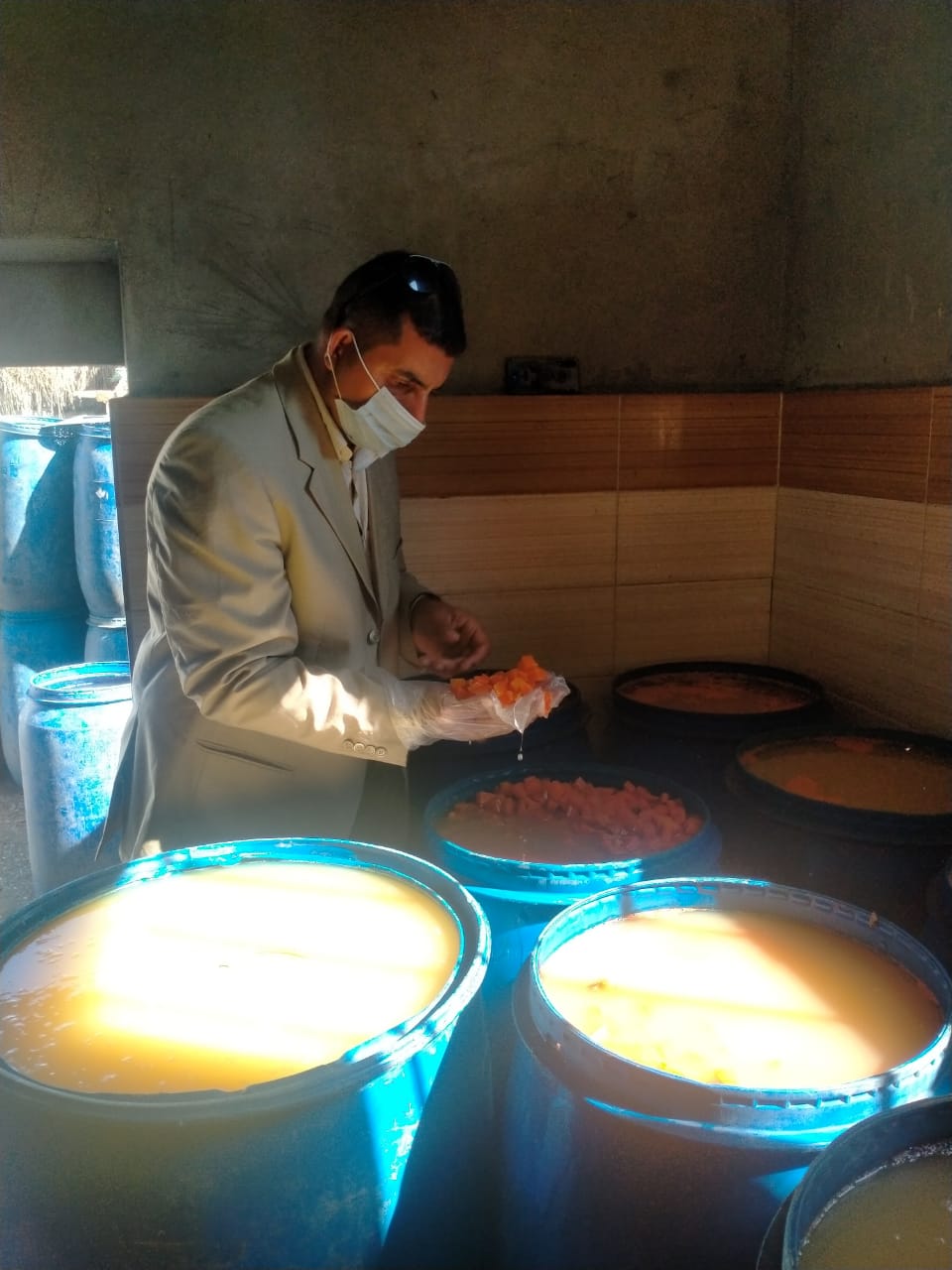 حملة على المنشآت الغذائية بالشرقية 01