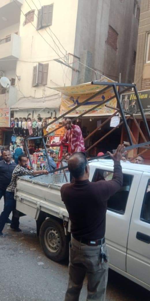 حملة إشغالات بحي غرب أسيوط 