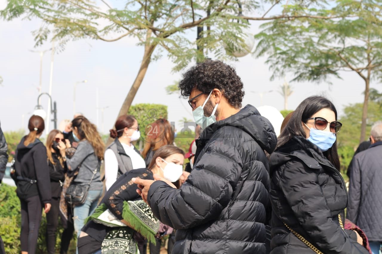 نجوم الفن في جنازة سهير البابلي (21)