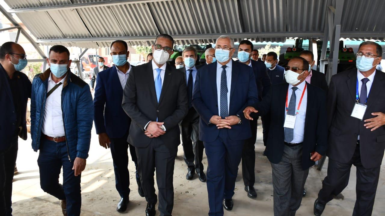 وزير الزراعة في الفيوم