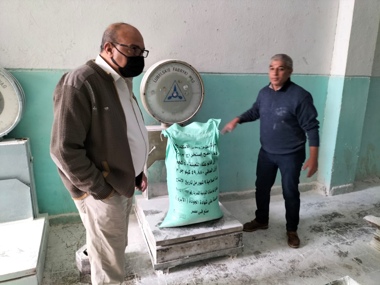 حملات تفقدية على السلع التموينية والغذائية في الإسكندرية 