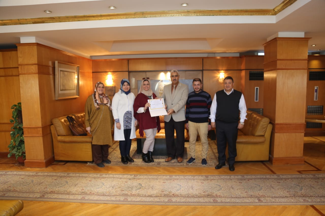 تكريم آيه حسين