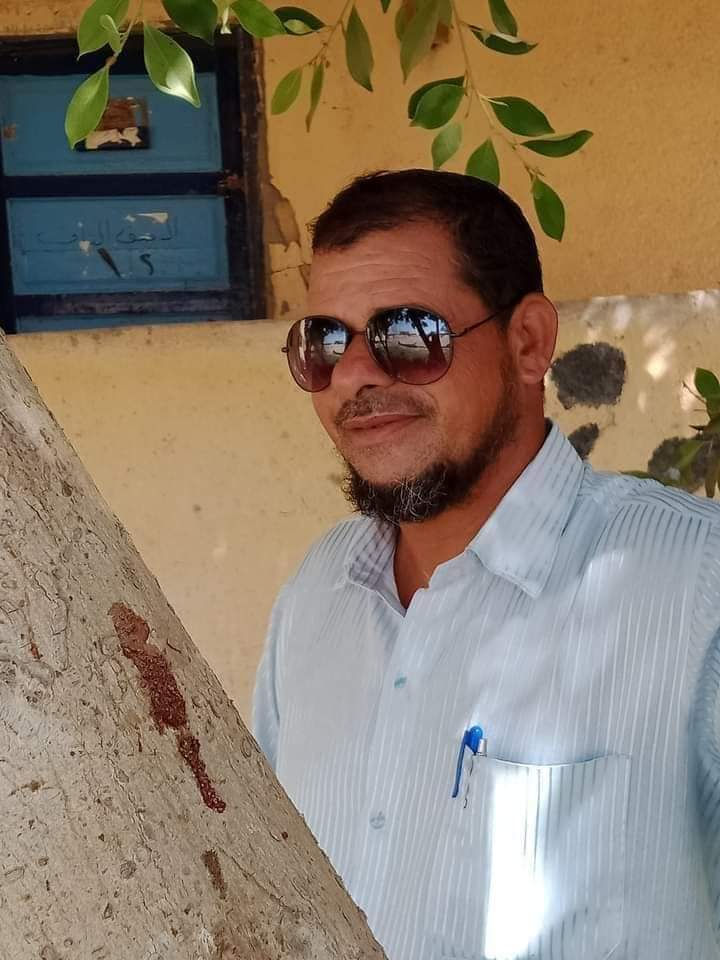 الراحل مدير مدرسة قليون