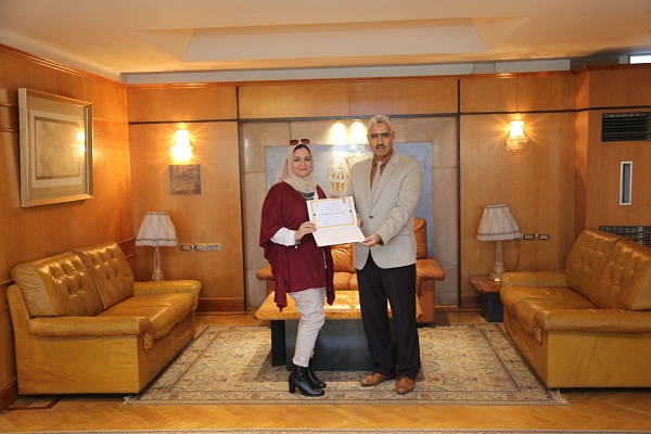 تكريم آيه حسين