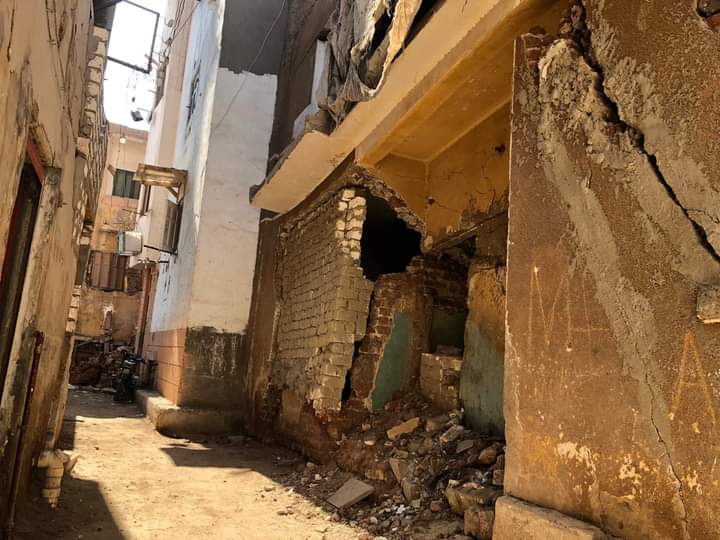 منزل آيل للسقوط بأسيوط 