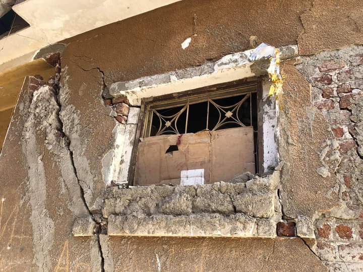 منزل آيل للسقوط بأسيوط 