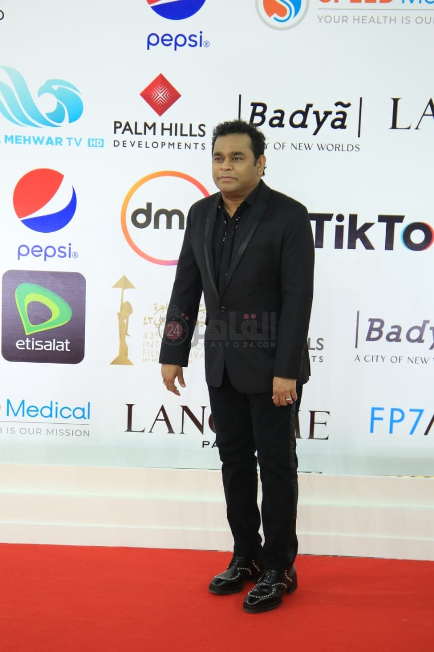 تكريم الموسيقار الهندي أي آر رحمان بمهرجان القاهرة السينمائي (10)