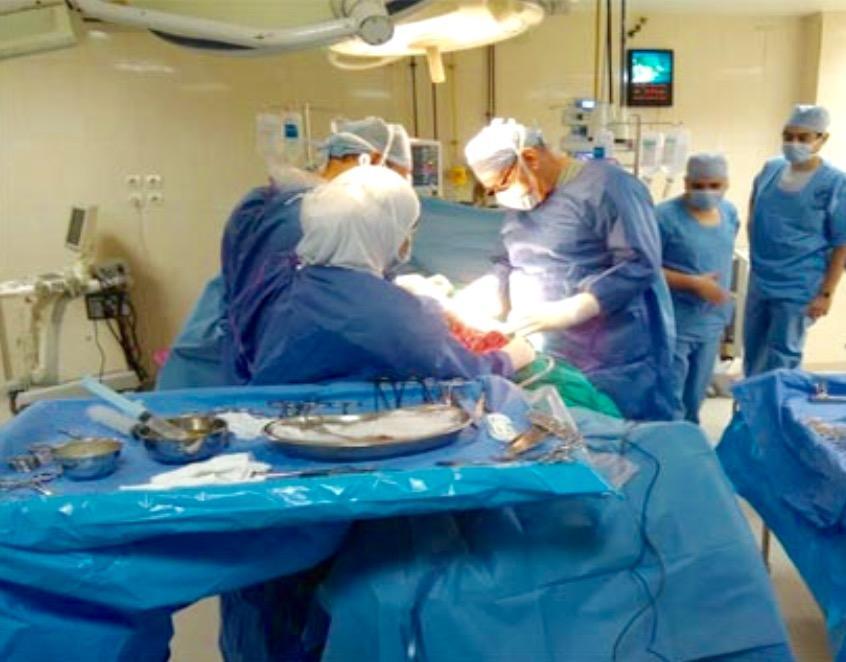 أثناء إجراء العملية 