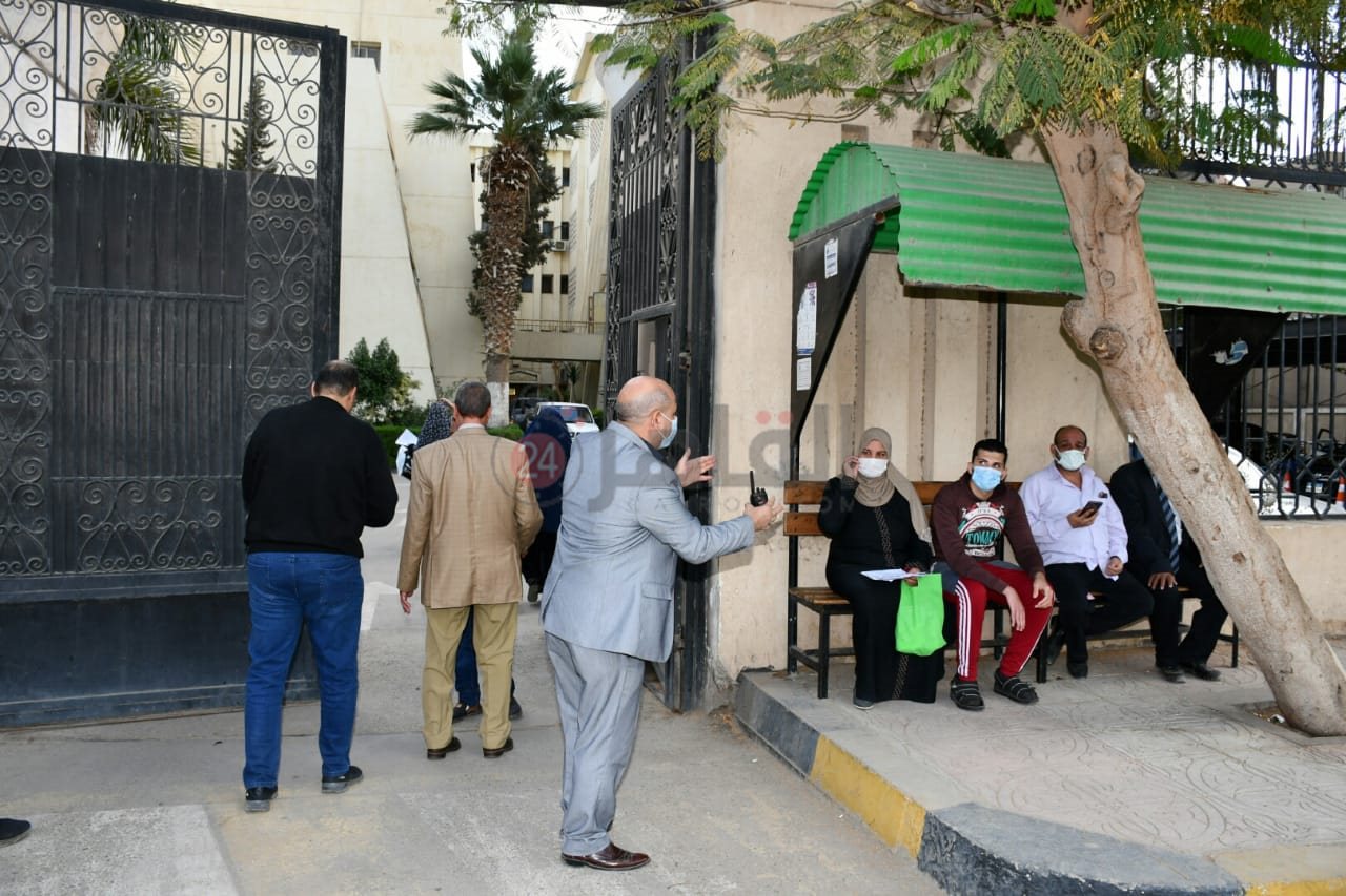 تفعيل قرار الوزراء بمنع المواطنين غير الحاصلين على اللقاح بالفيوم