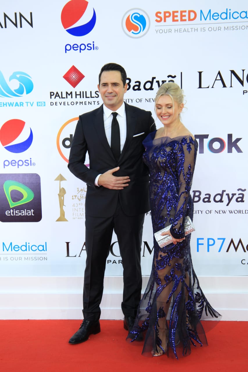 ظافر العابدين وزوجته (2) - Copy