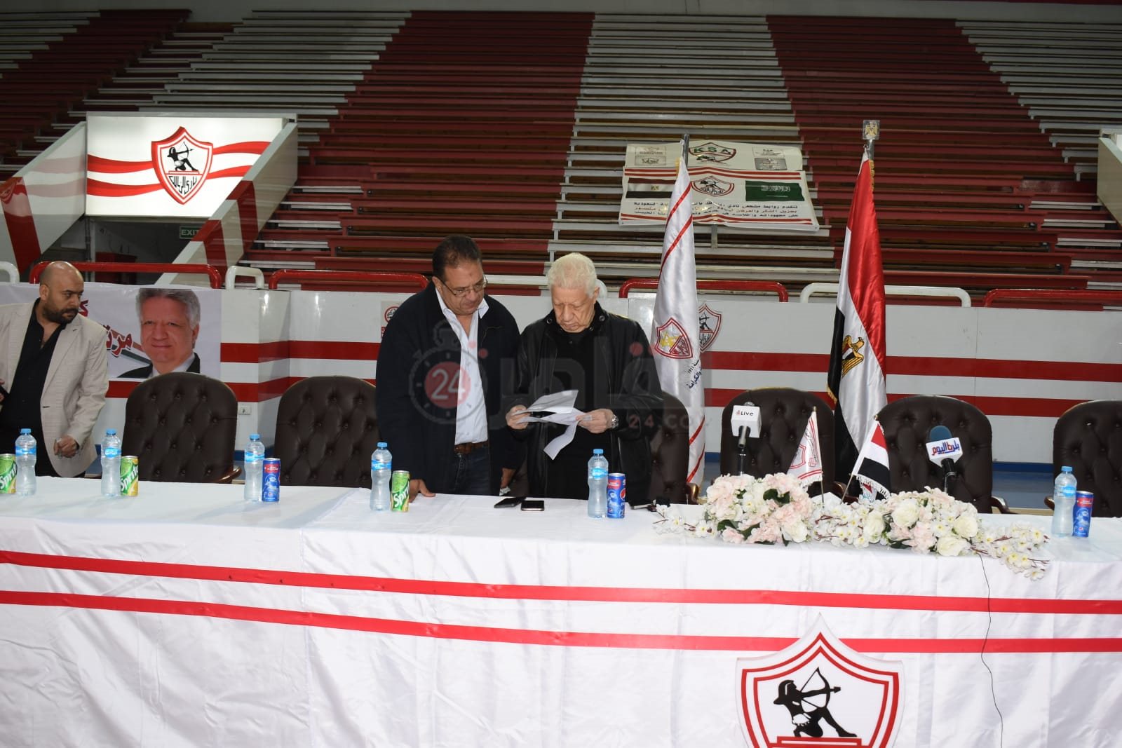 fb4e2502-77b4-4c5d-a2f9-6dac9ca694c1