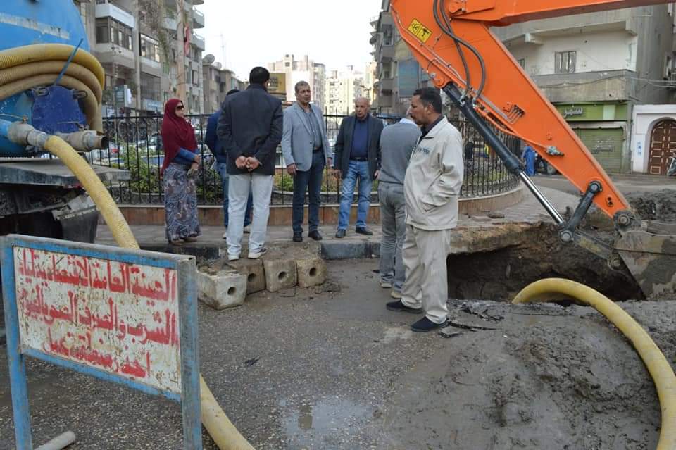  بدء أعمال إصلاح الكسر المفاجئ بميدان الفنية بالفيوم 