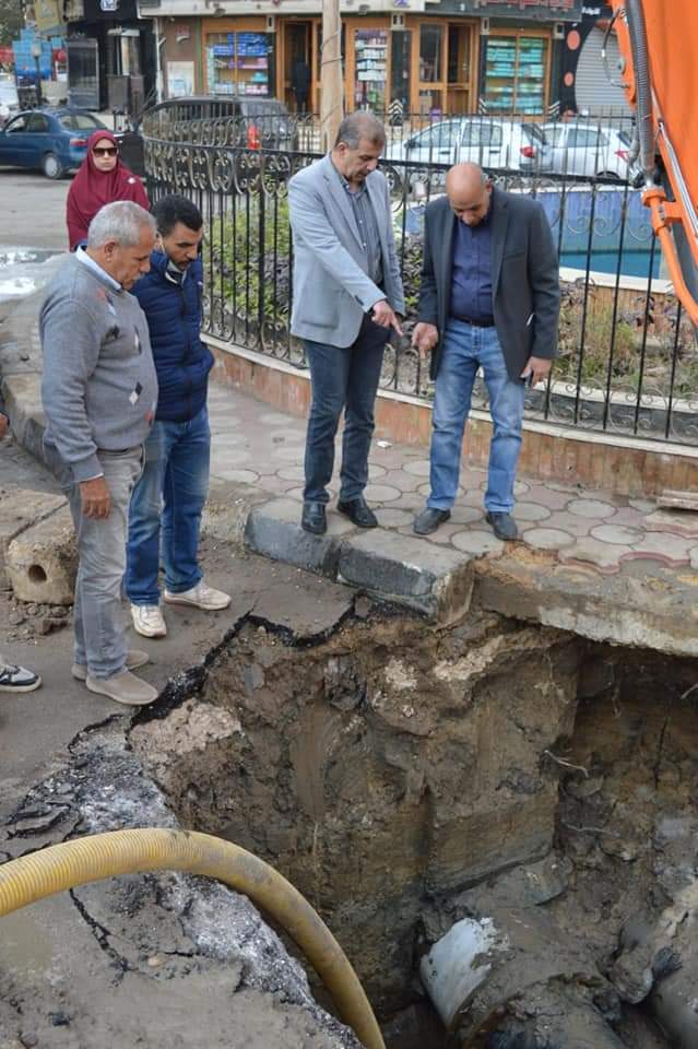  بدء أعمال إصلاح الكسر المفاجئ بميدان الفنية بالفيوم 