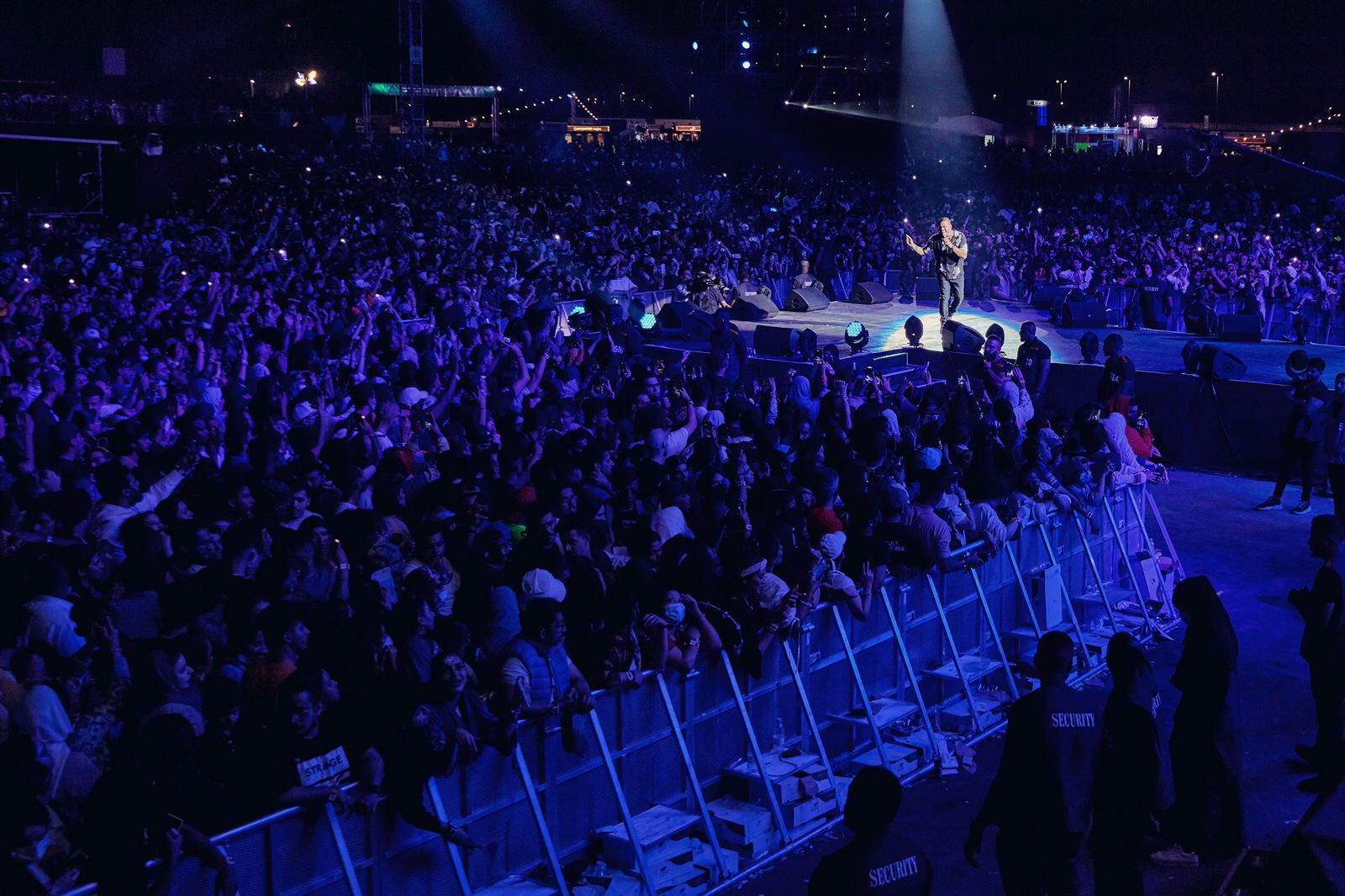 حفل عمرو دياب بالسعودية (11)