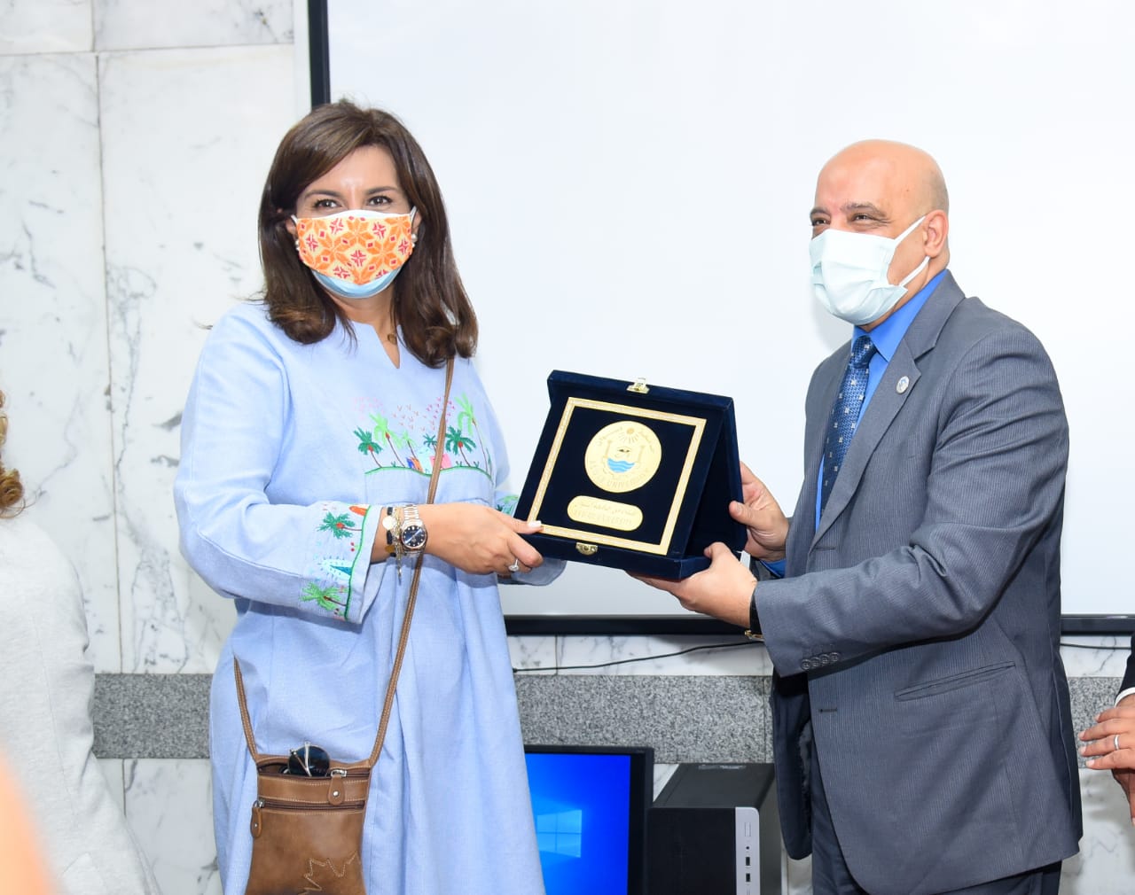 9d3712f1-b1e0-48b5-8285-3100fc7bda1b