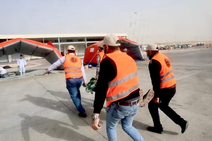 مطار برج العرب يجرى تجربة التعامل مع وجود قنبلة 