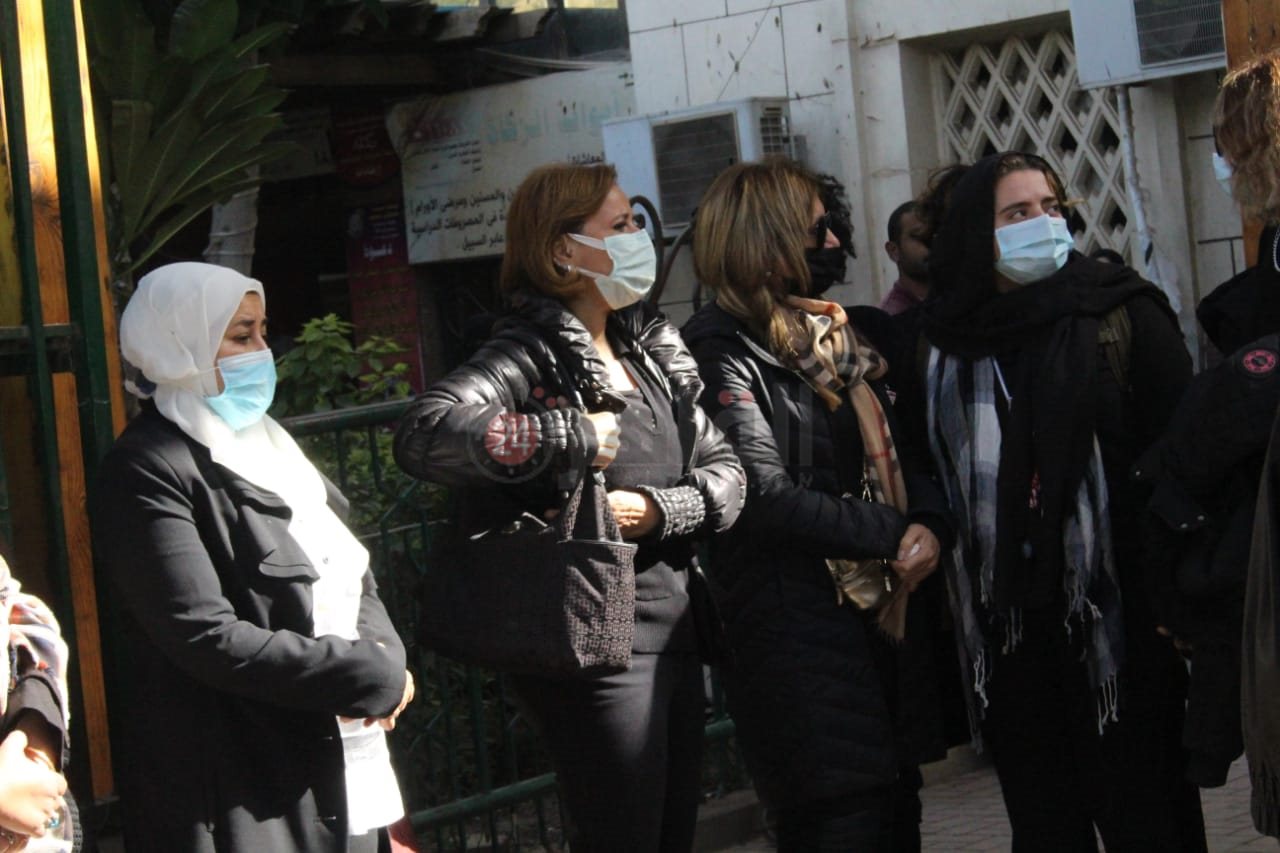 جنازة والدة شافكي المنيري (1)