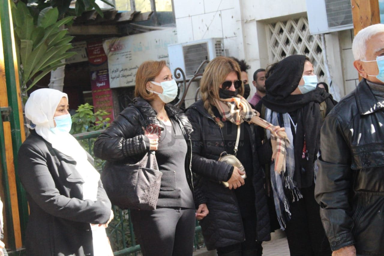 جنازة والدة شافكي المنيري (7)