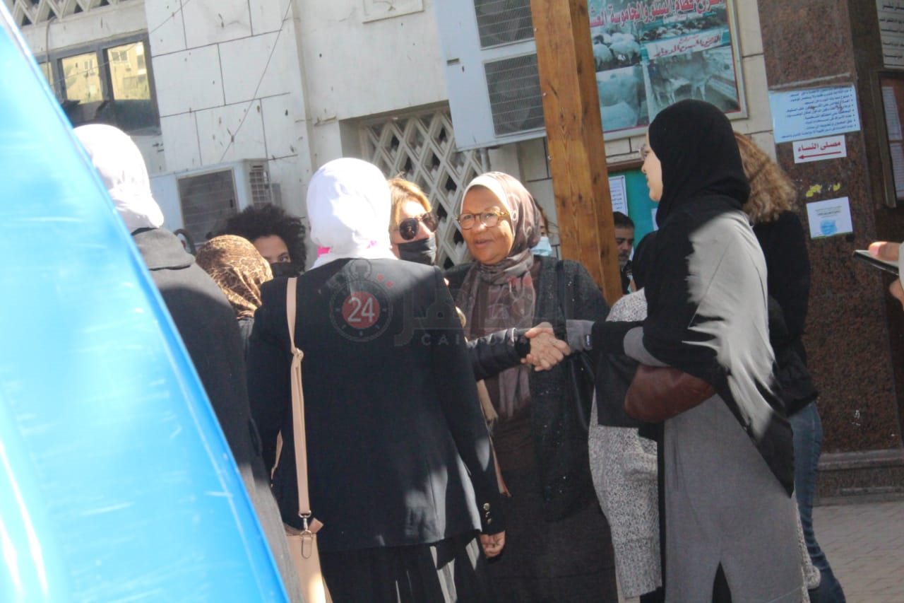 جنازة والدة شافكي المنيري (10)