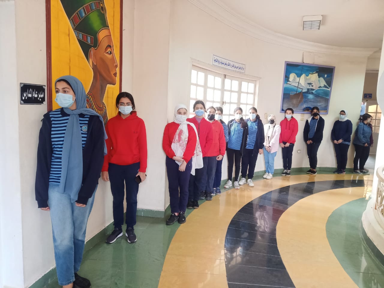 تطعيم طلاب الإعدادية والثانوية بلقاح كورونا بالشرقية 02