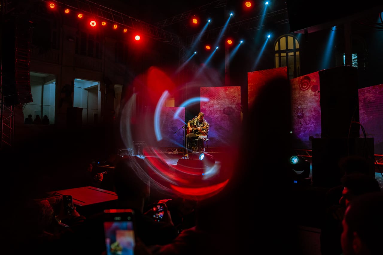 16CB07A2-C248-4BD9-96B5-B315129DDB69