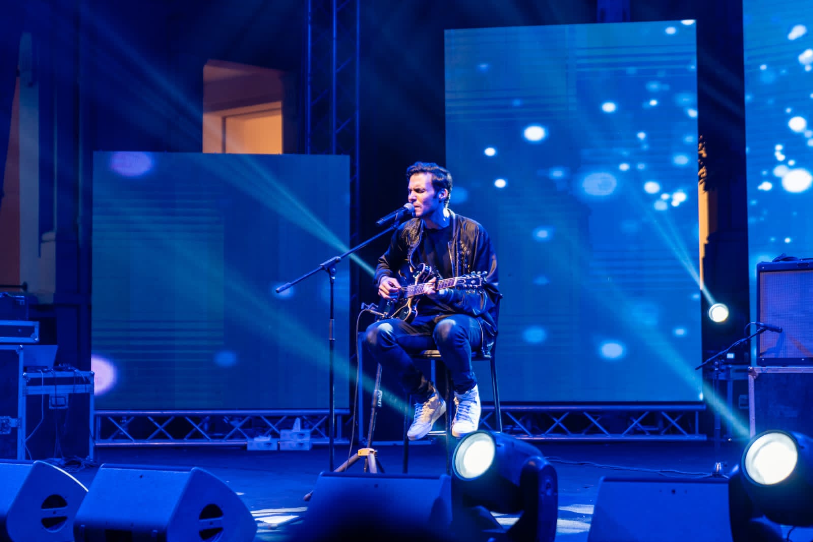 E6A454C2-08AE-4CB5-9AB2-F810051E0960