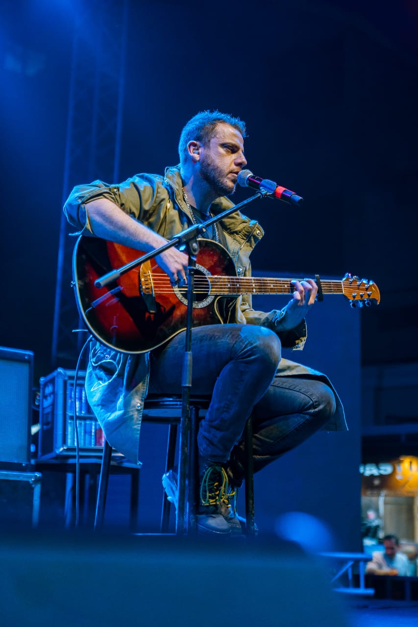 076049A7-E4C6-4A26-80F9-CF0C3AE59601