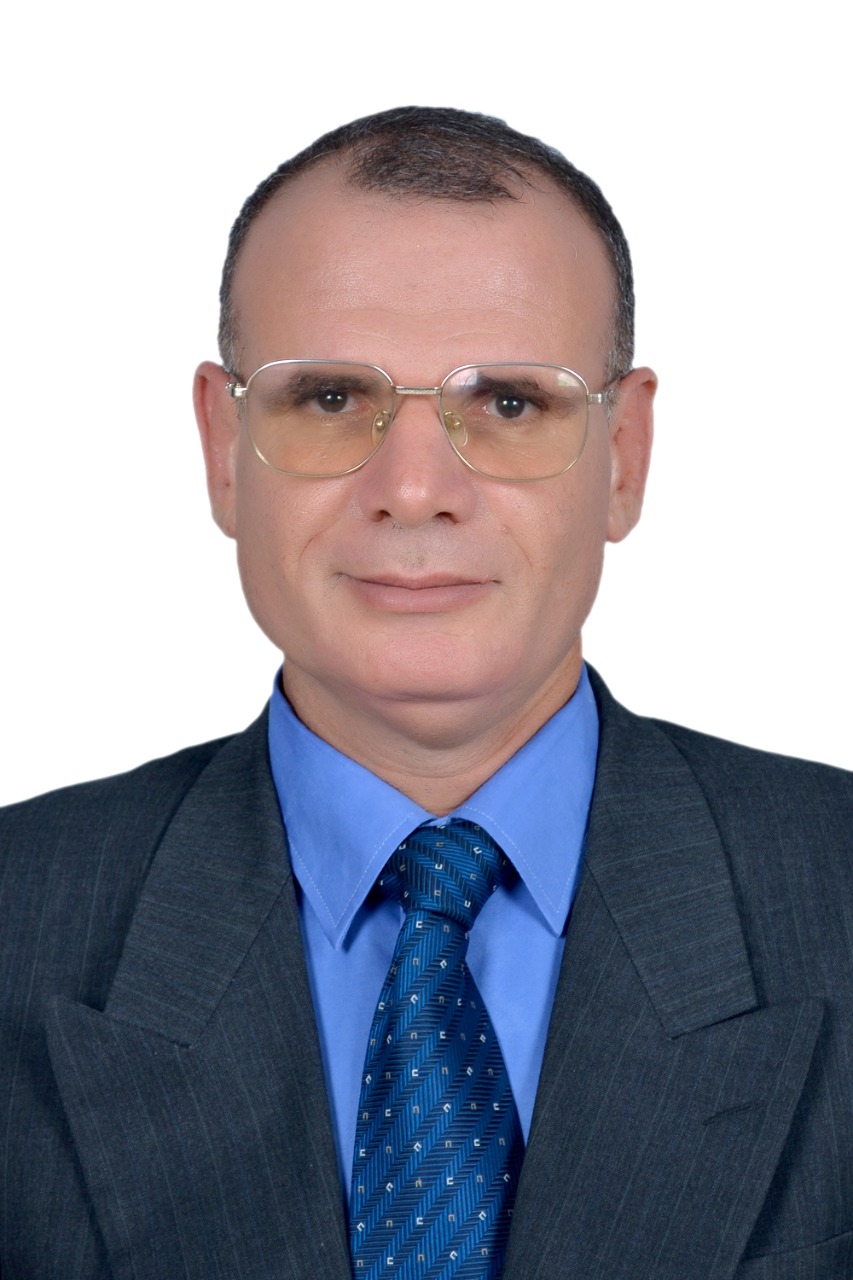 الدكتور أحمد نصر الله، مدير المركز الدولي للأسماك