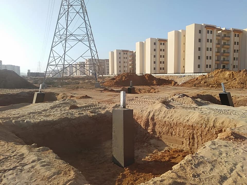 أبراج الربط اللازمة لمحطة محولات كهرباء S11 بالعاشر من رمضان 03