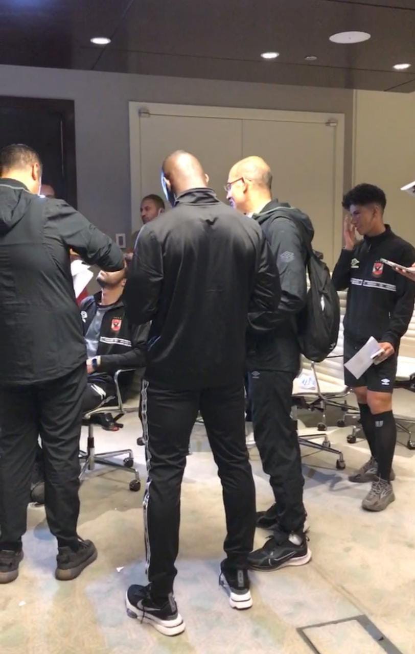 مسحة طبية للأهلي في الدوحة