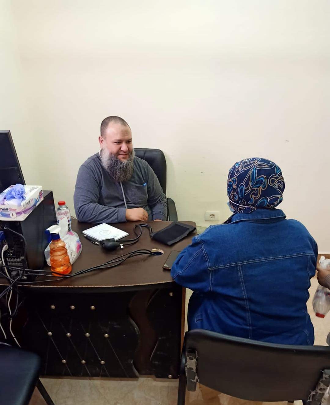 قافلة طبية بالمجان بالعاشر من رمضان 06