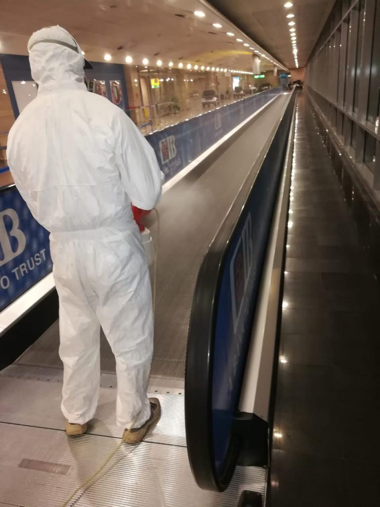 تعقيم الطائرات