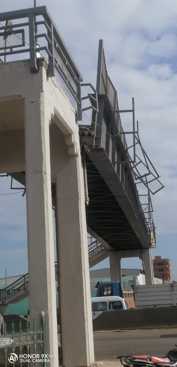 B5AC3612-2DF1-4A4C-B360-93AC17F71AA9