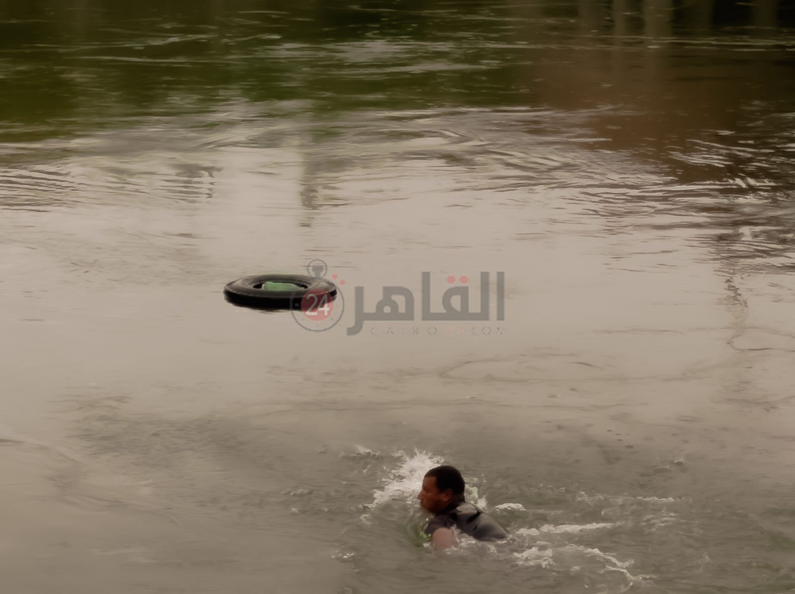 سقوط سيارة إسعاف في المنيا