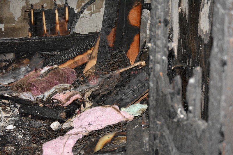 حريق يلتهم وحدة سكنية ببورسعيد 8