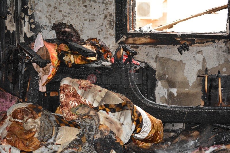 حريق يلتهم وحدة سكنية ببورسعيد 9