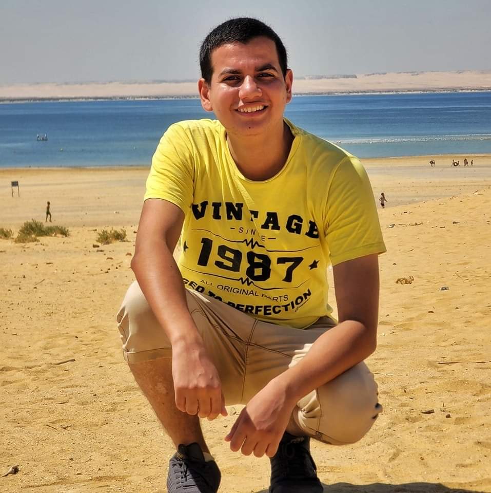 المهندس الراحل أحمد مُحسن