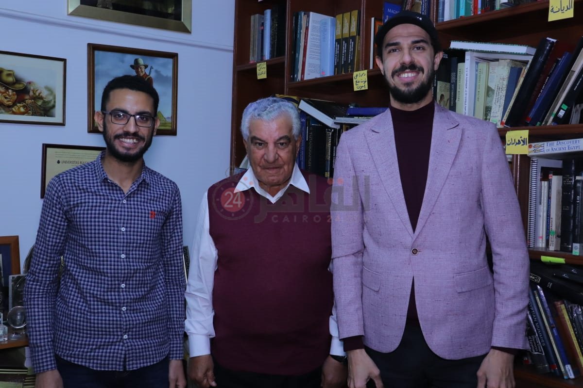 الدكتور زاهي حواس (6)