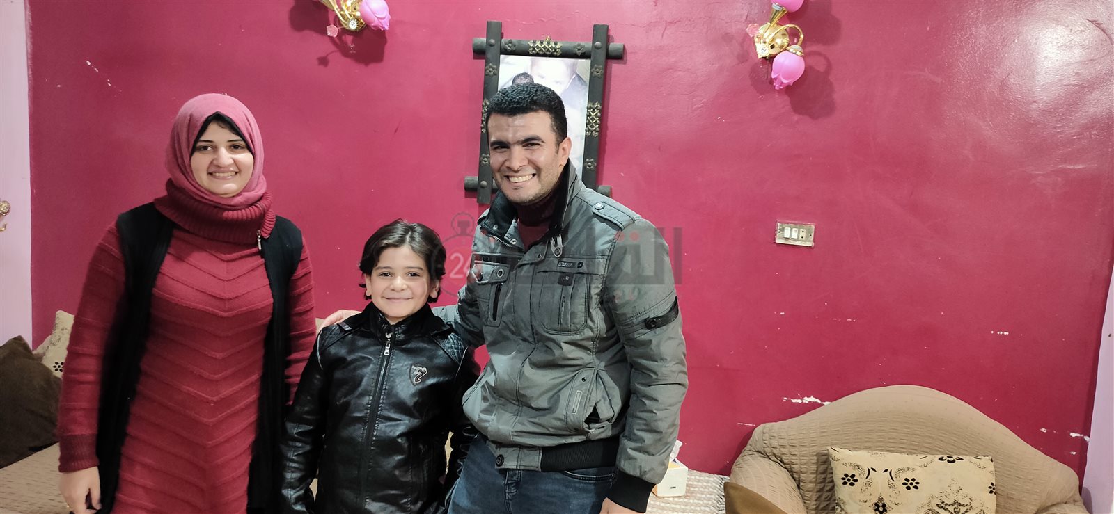 مراسل القاهرة 24 رفقة الفتى ووالدته