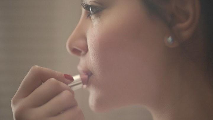 ميرهان حسين في حكاية وأنسى روحي وياك (1)