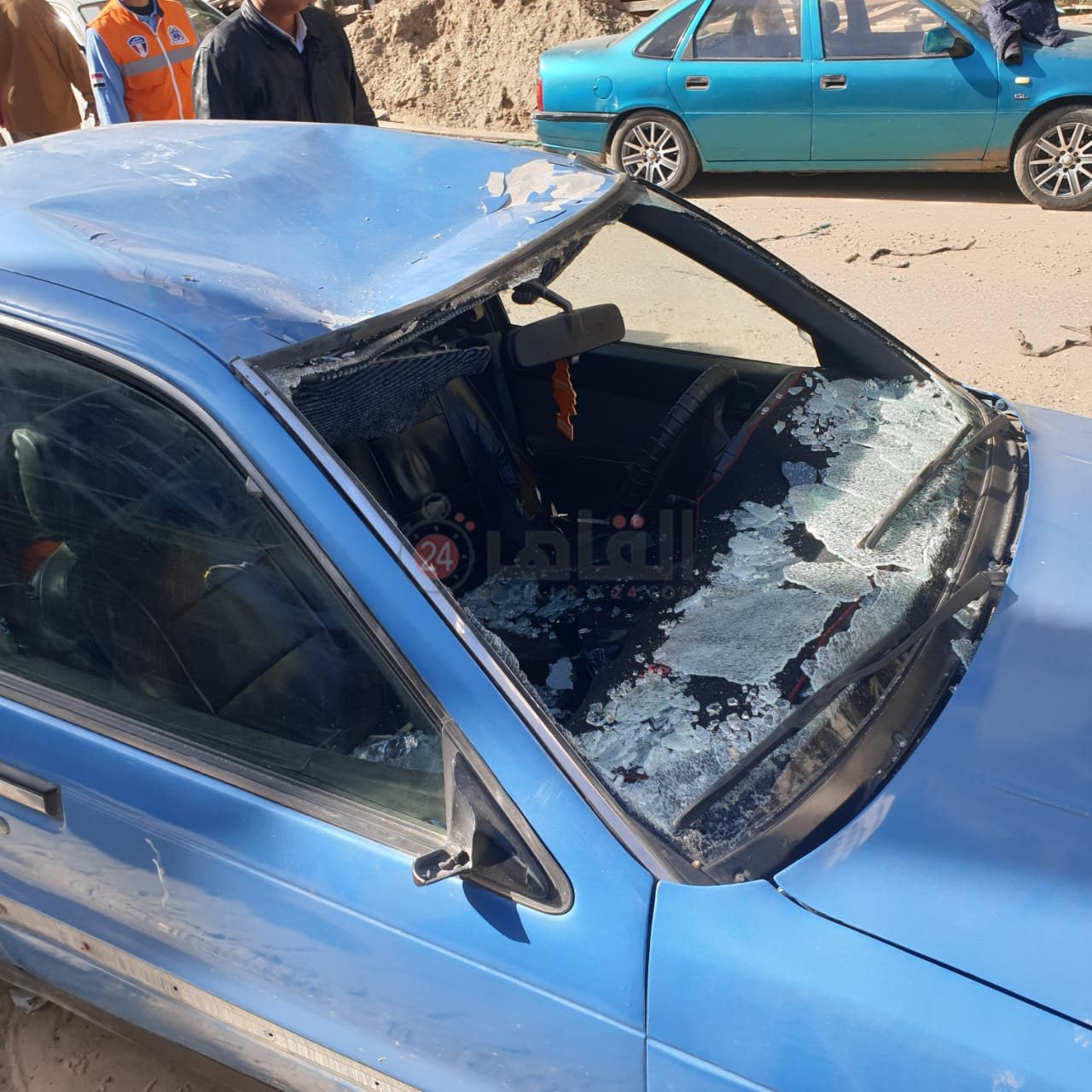 لحظة إنهيار واجهة مبني سيمون أرزت الأثري ببورسعيد 