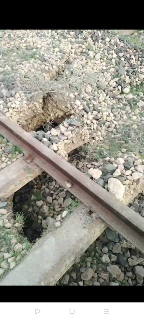 انهيار قضبان السكة الحديد 