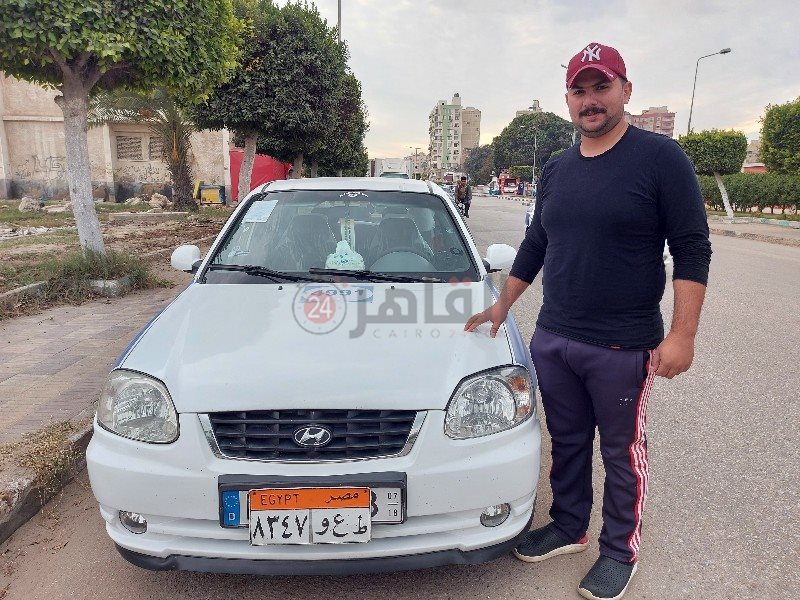 عبد الرحمن حلمي سائق التاكسي 4