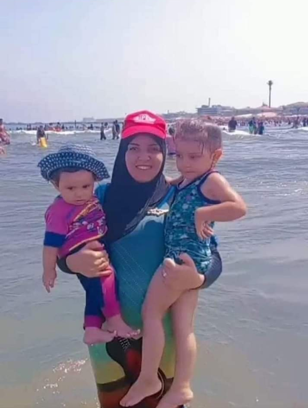 هدير وطفليها