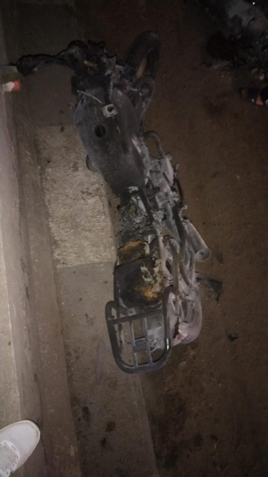 89D4D1CB-B6A8-4FF2-9D7D-CB77EA9F3BAE