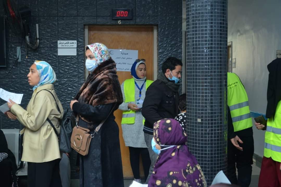 قافلة طبية بالمجان بالعاشر من رمضان 3